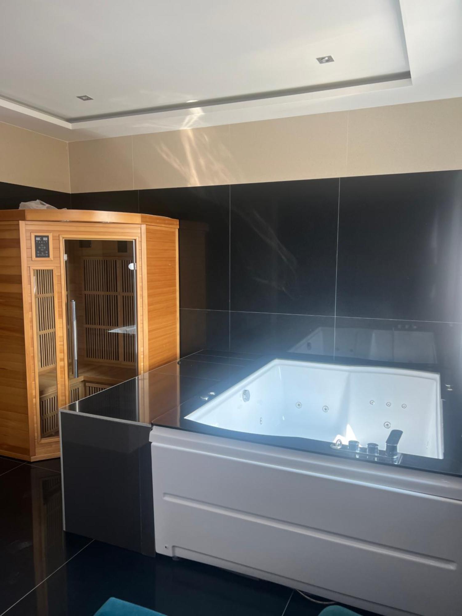 Black Hut Pension&Restaurant *** Hotel Dunajska Streda Luaran gambar